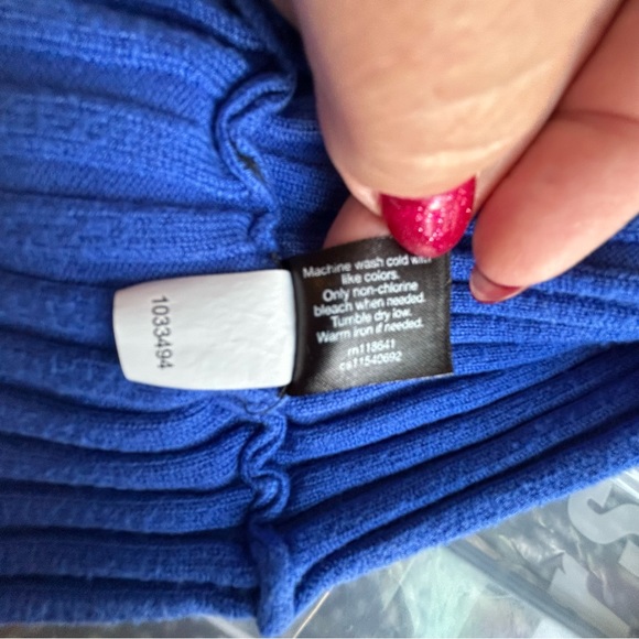 Lane Bryant cobalt blue soft ribbed sweater back button closure Size 22/24 - Picture 7 of 8